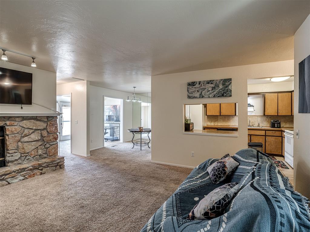 14021 Crossing Way Unit: E