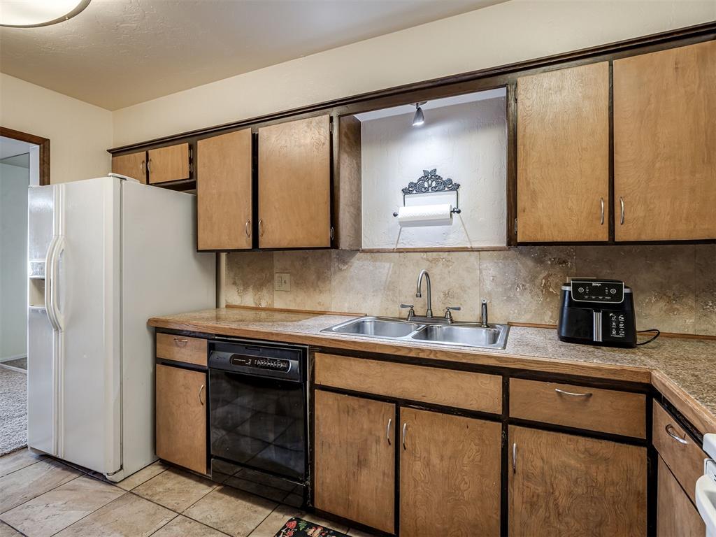 14021 Crossing Way Unit: E