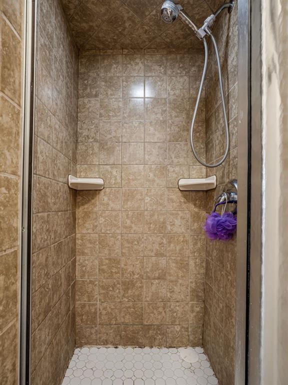 14021 Crossing Way Unit: E