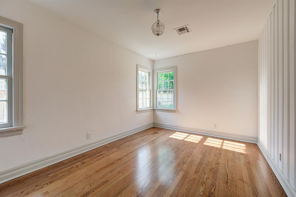 2324 NW 28th Street