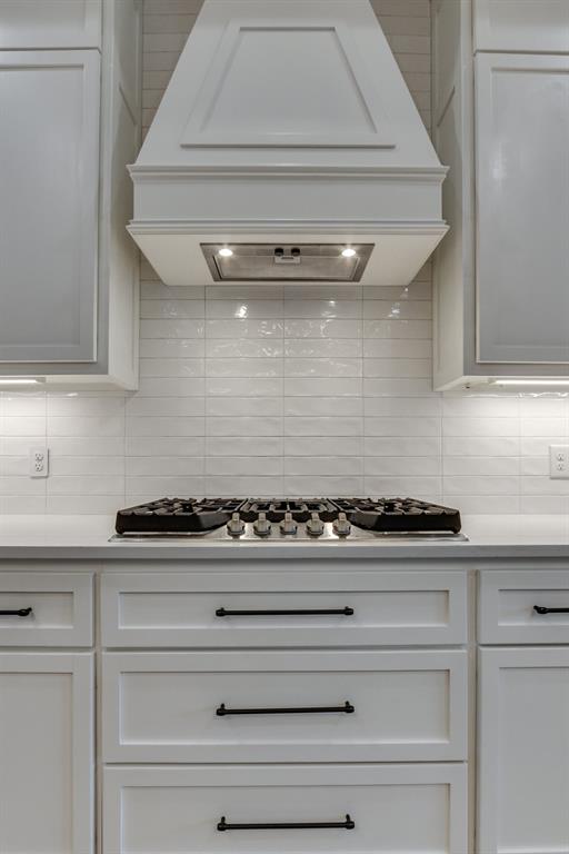9308 NW 84th Street