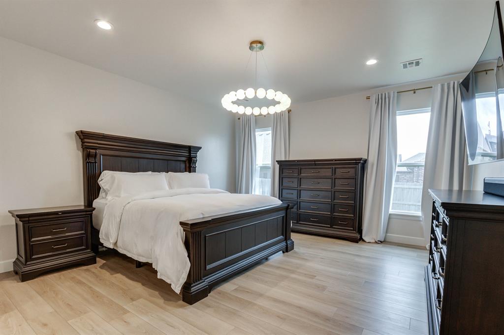9308 NW 84th Street