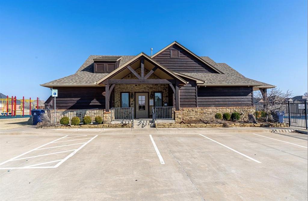 9308 NW 84th Street