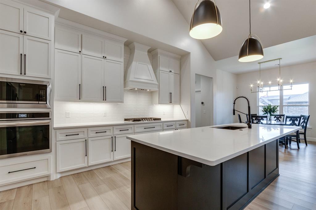 9308 NW 84th Street