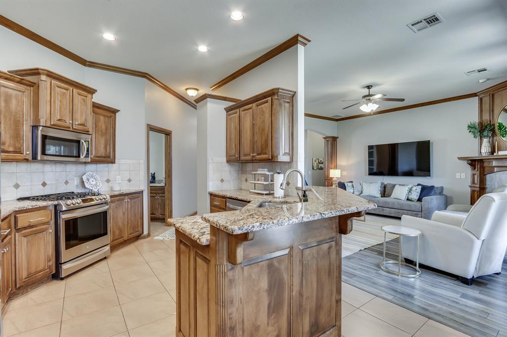 8920 NW 111th Street