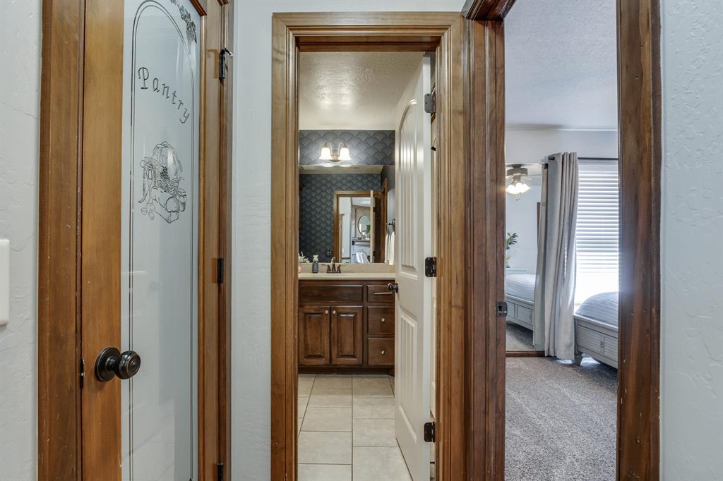 8920 NW 111th Street