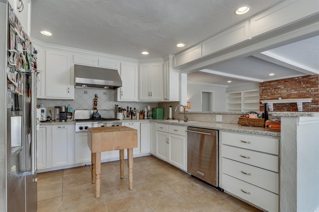 3037 Stonybrook Road
