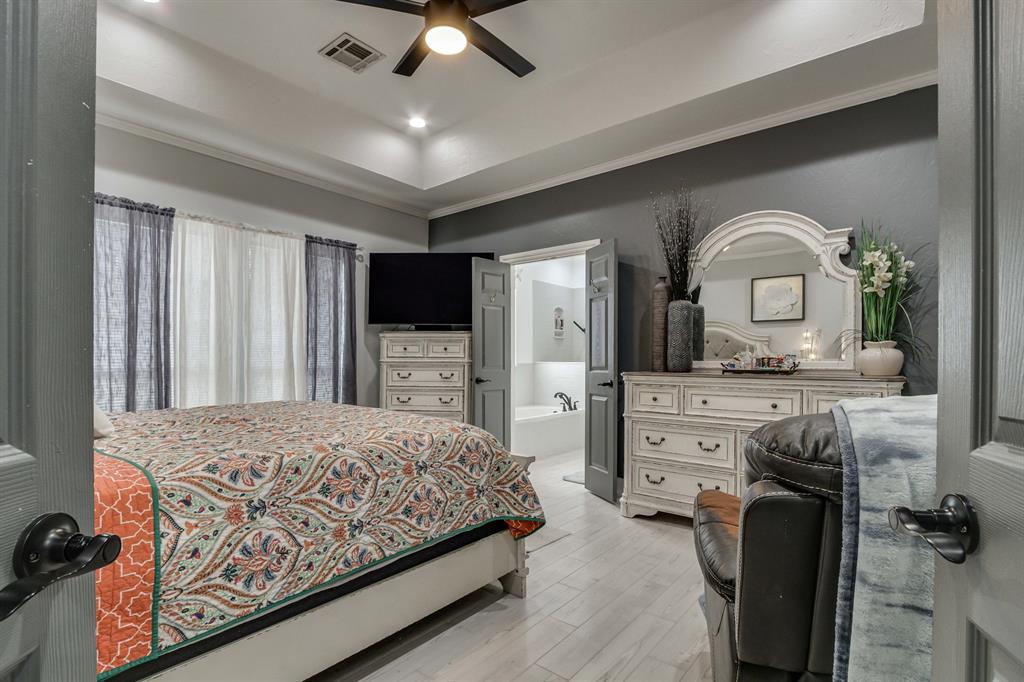 1601 Laurel Place