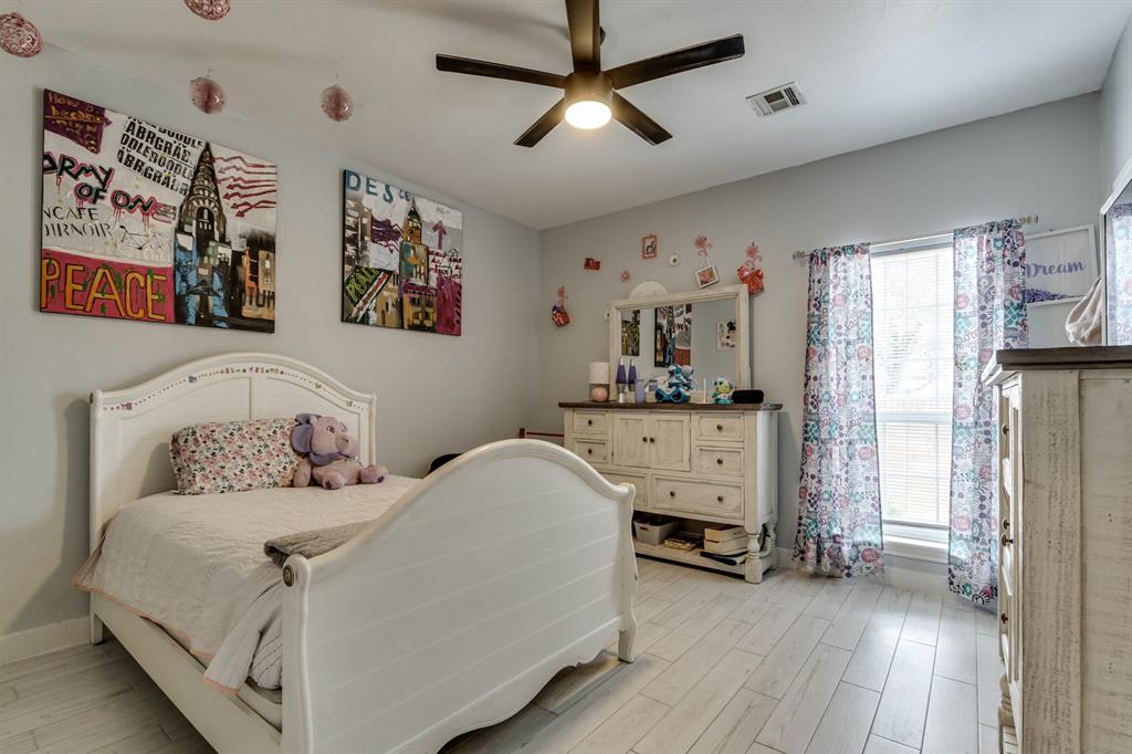 1601 Laurel Place