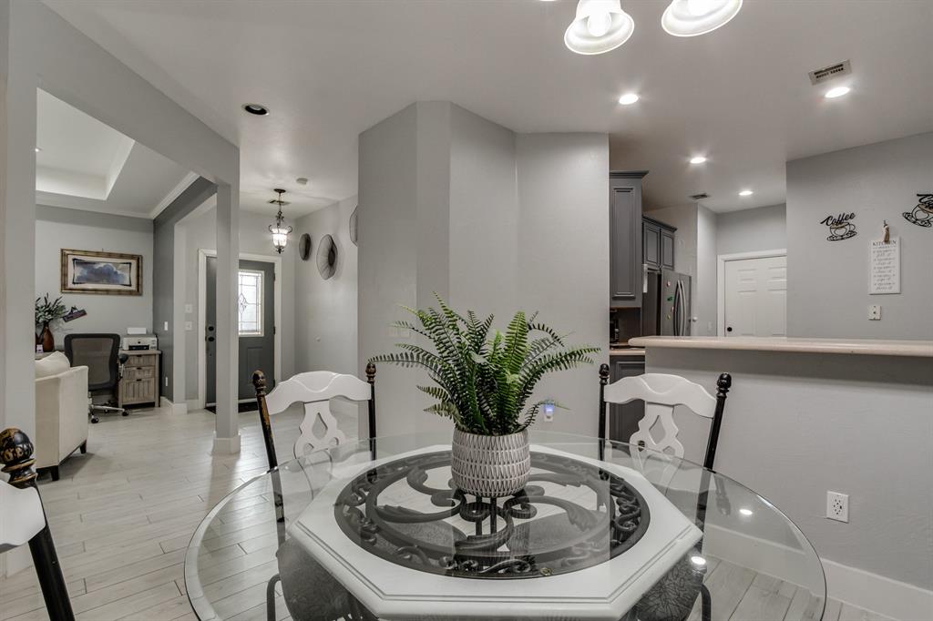1601 Laurel Place