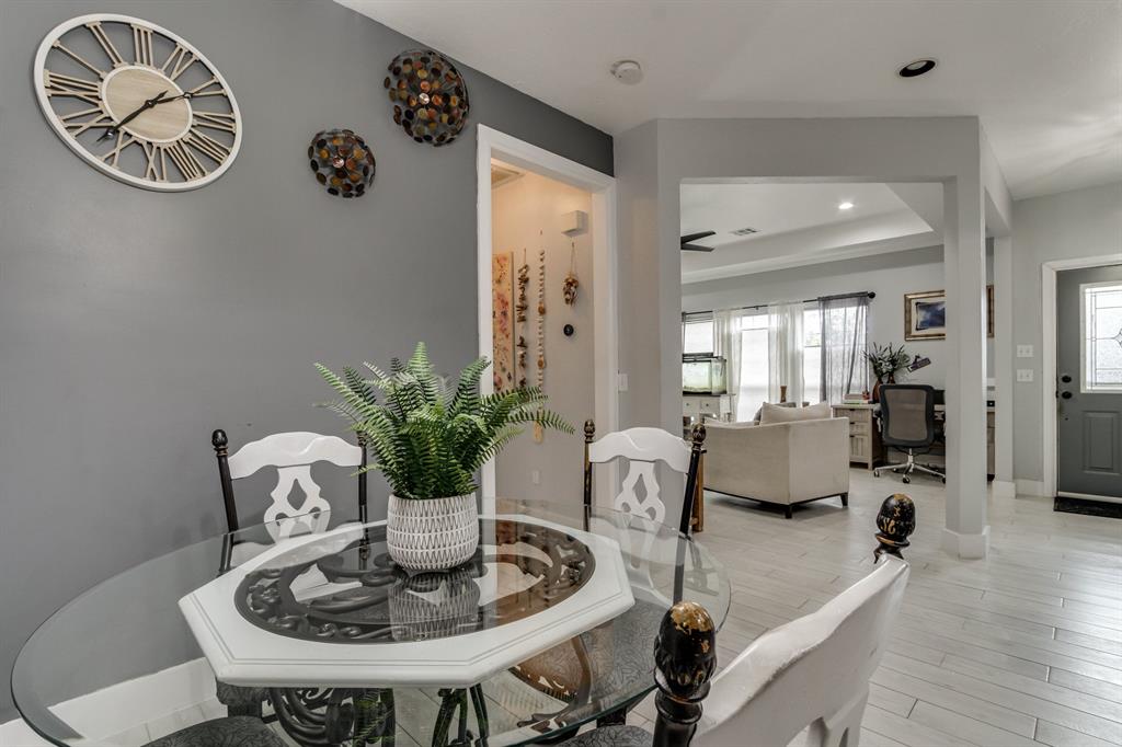 1601 Laurel Place