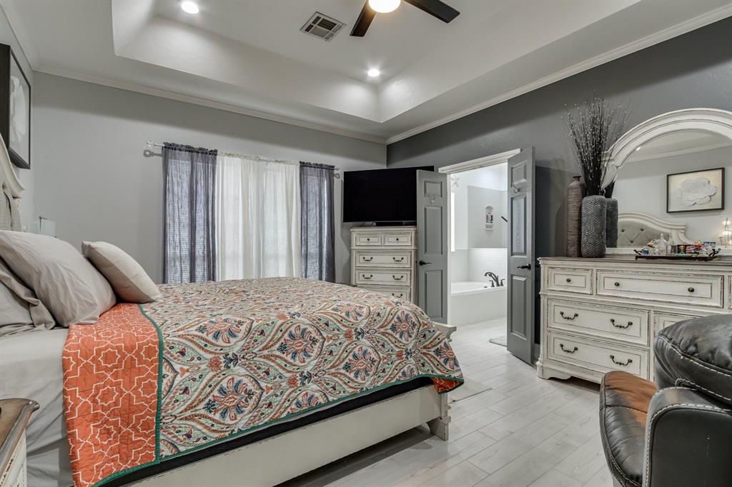 1601 Laurel Place