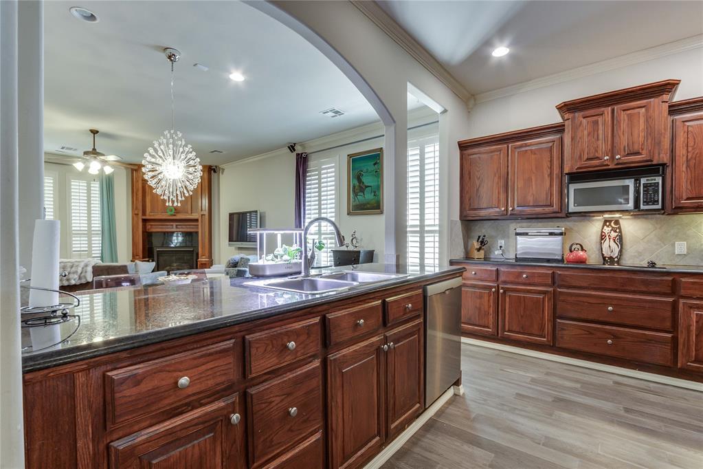 3101 Ladybank Lane