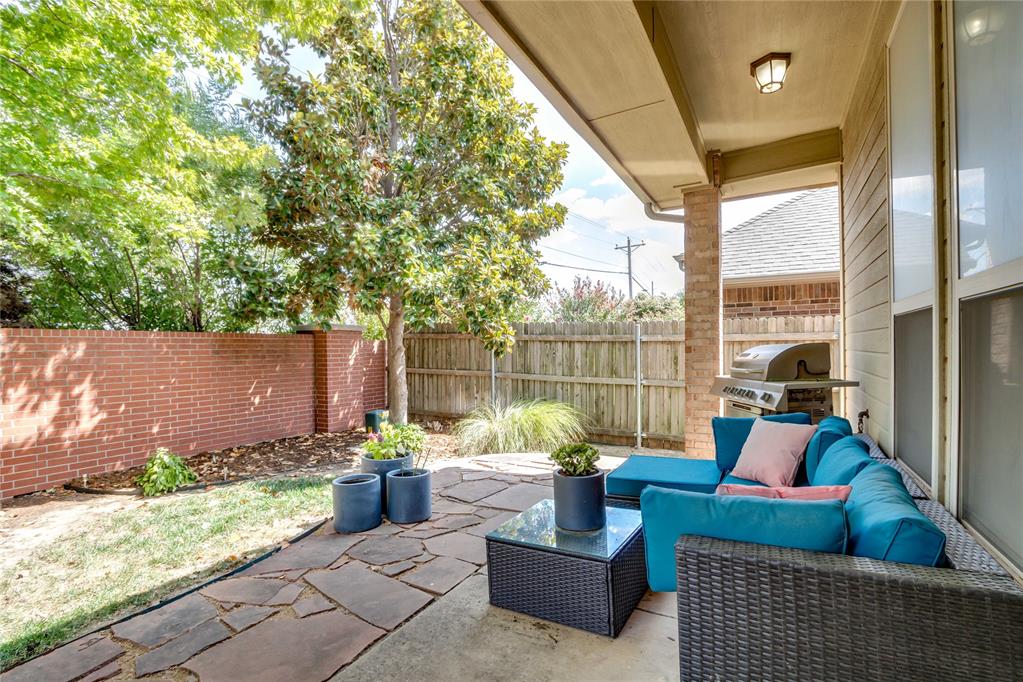 3101 Ladybank Lane