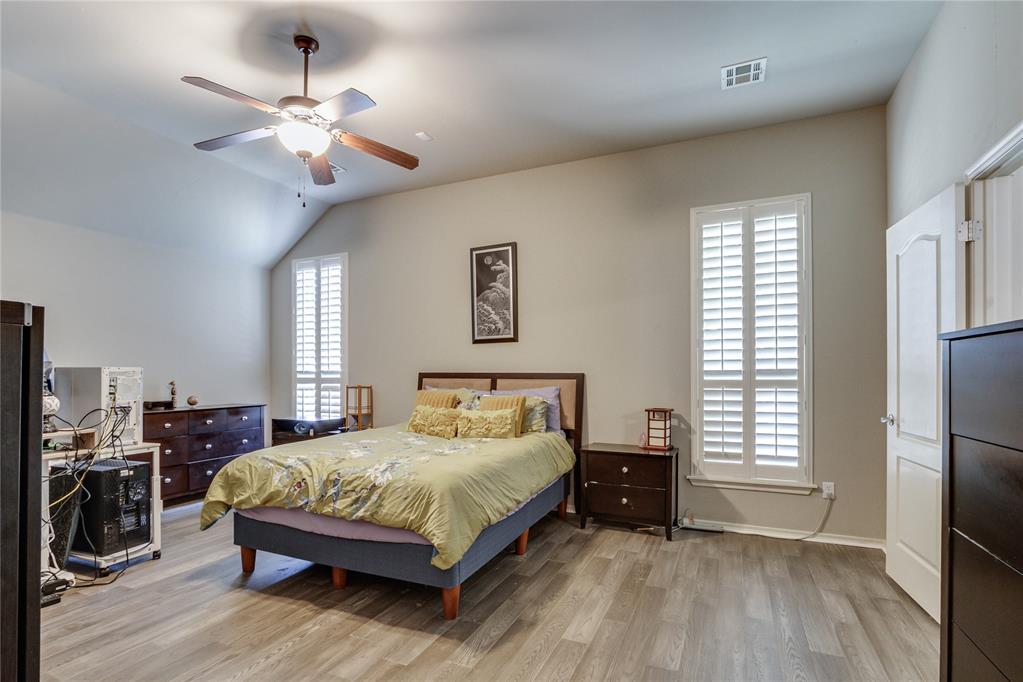 3101 Ladybank Lane