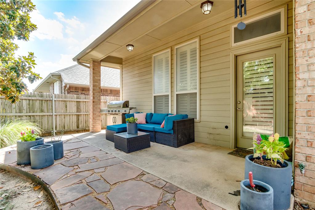 3101 Ladybank Lane
