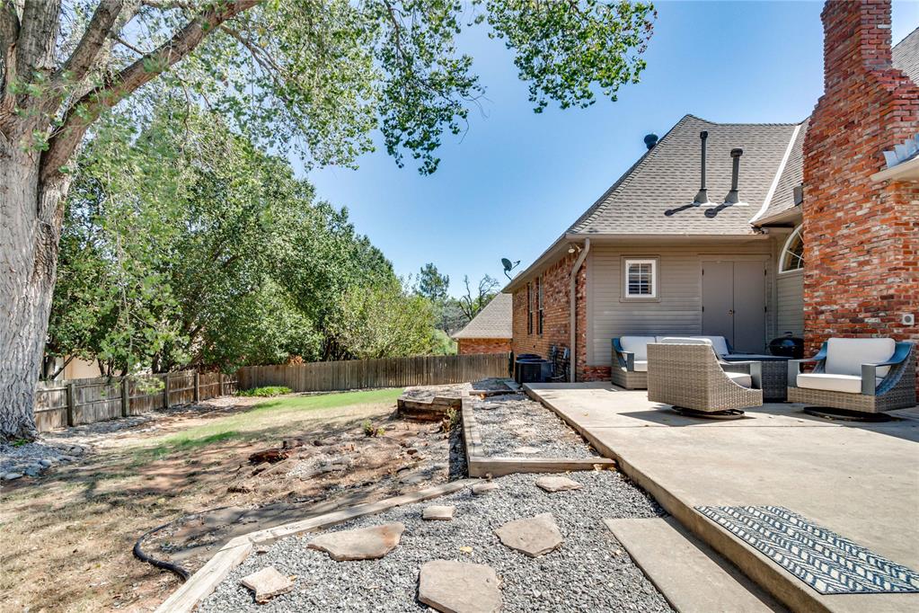 2301 Bay Hill Place