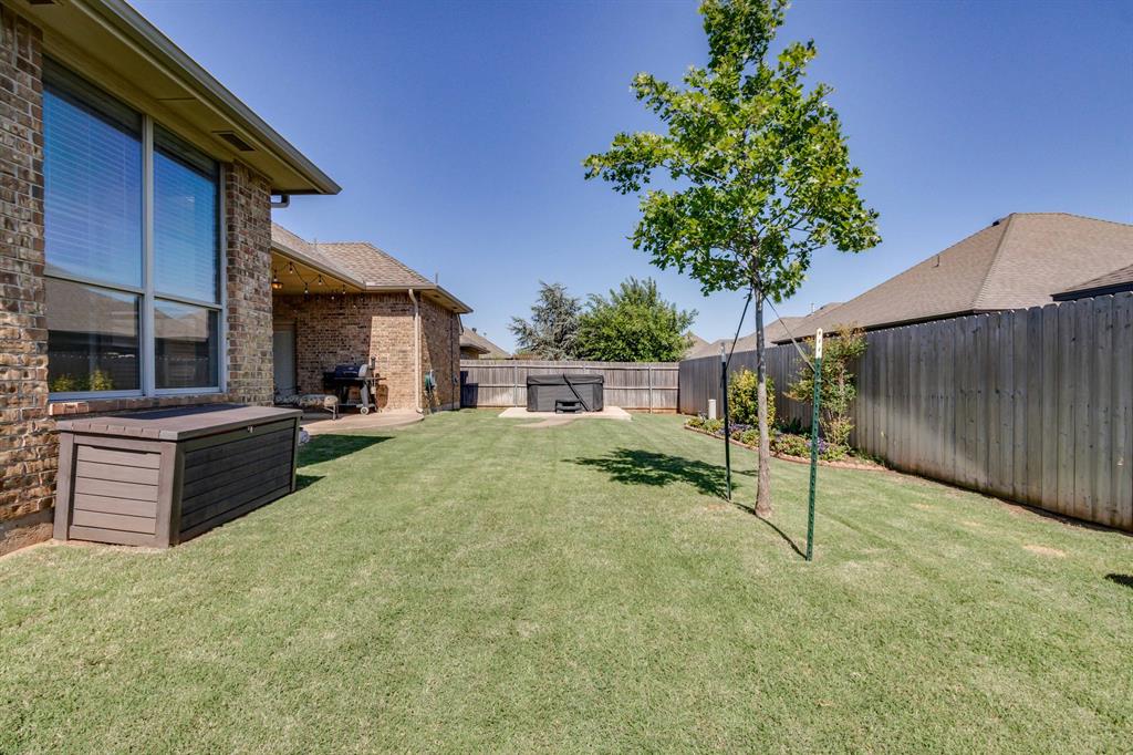 8920 NW 111th Street