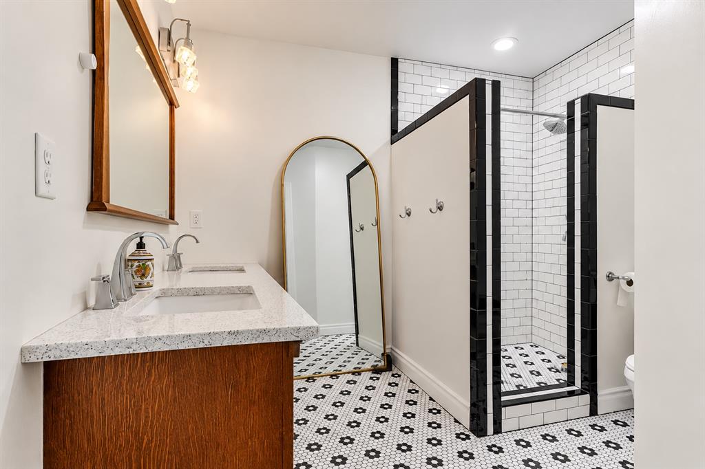 1719 NW 12th Street