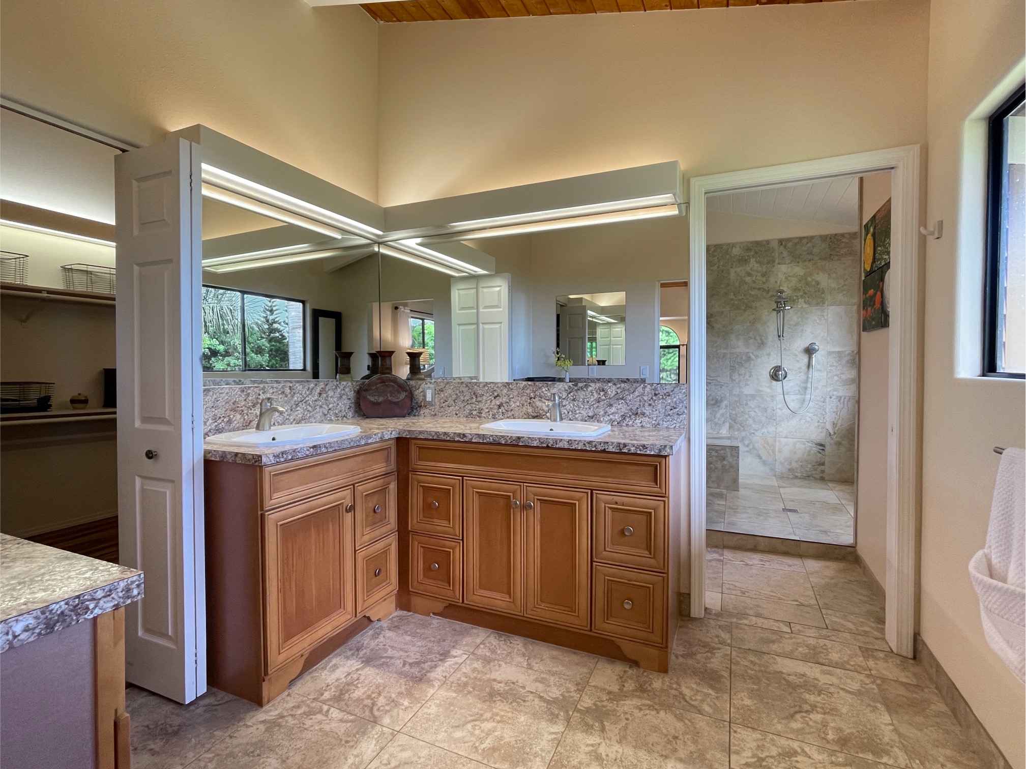 73-4686 HINA LANI ST