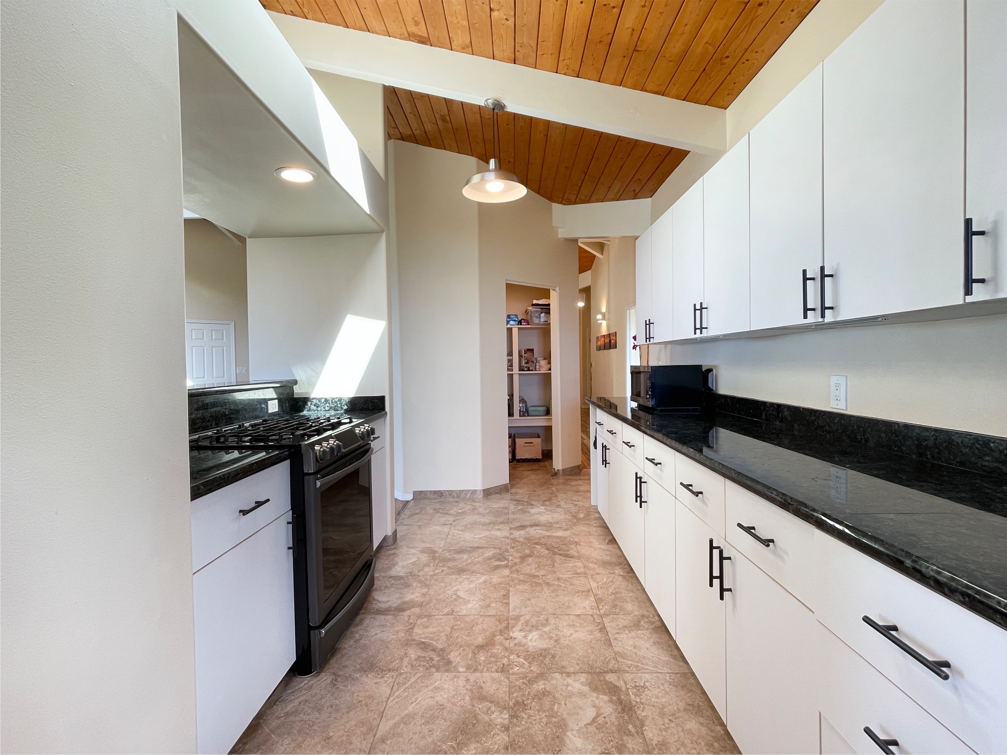 73-4686 HINA LANI ST