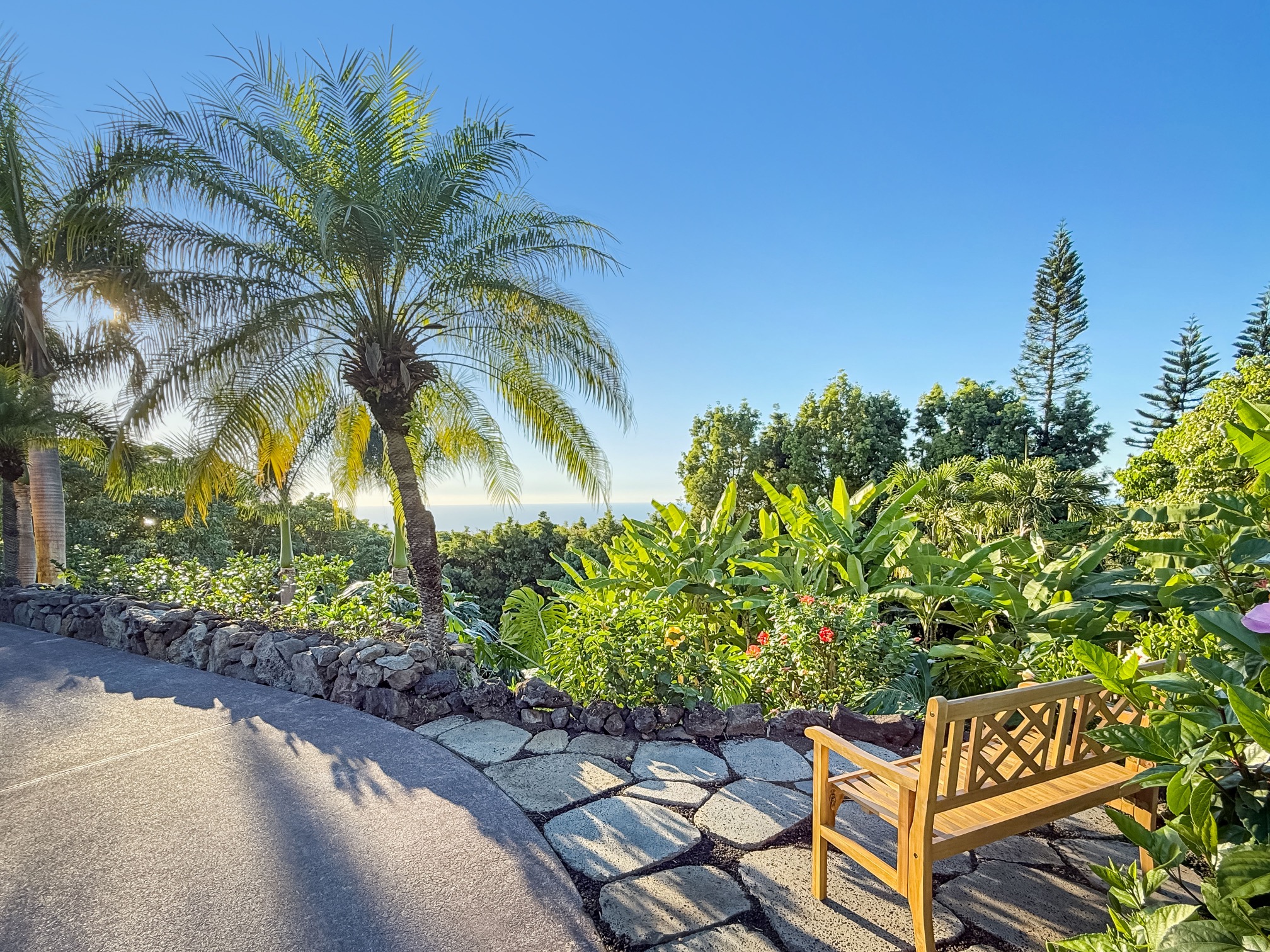 73-4686 HINA LANI ST
