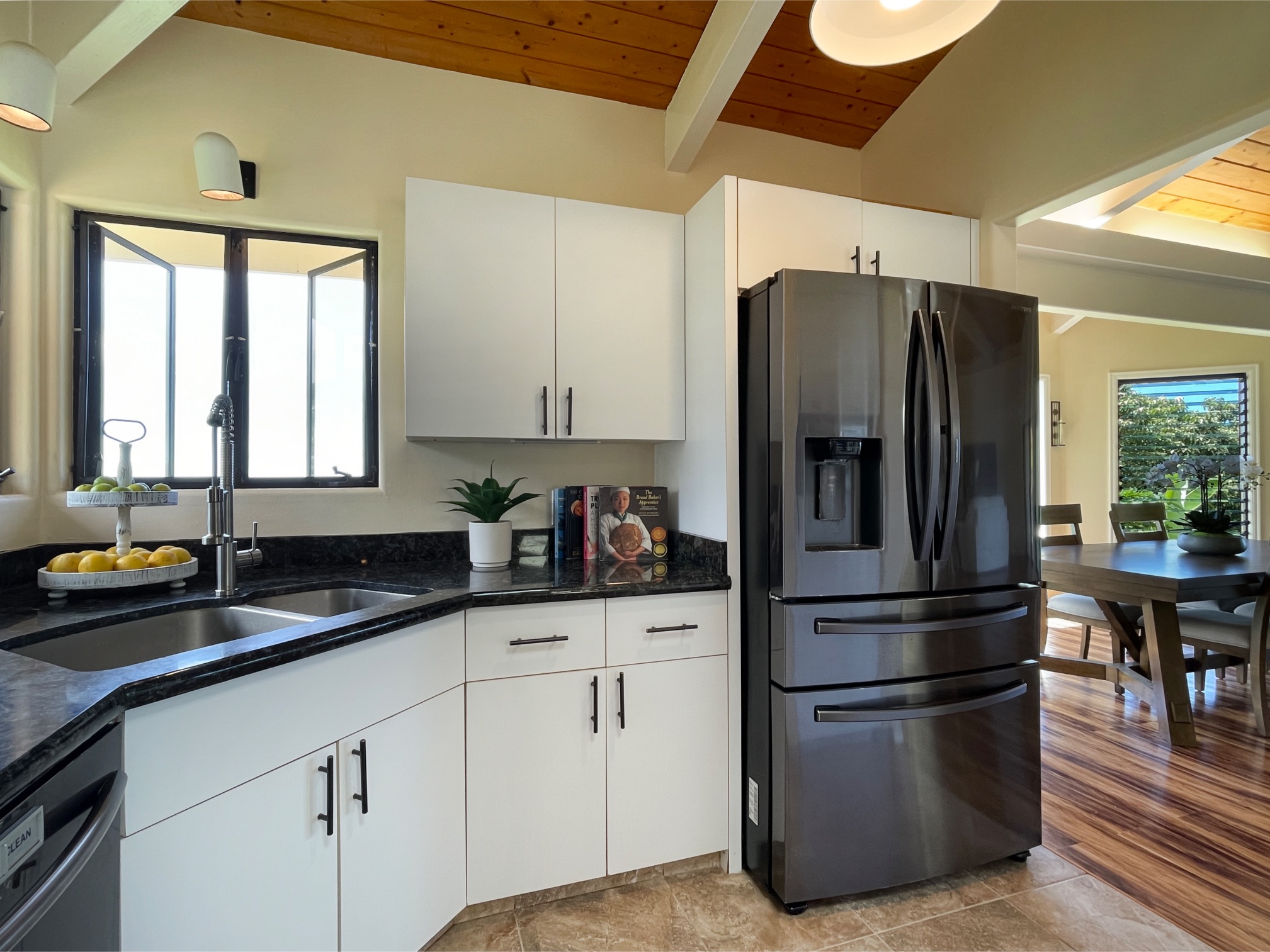 73-4686 HINA LANI ST