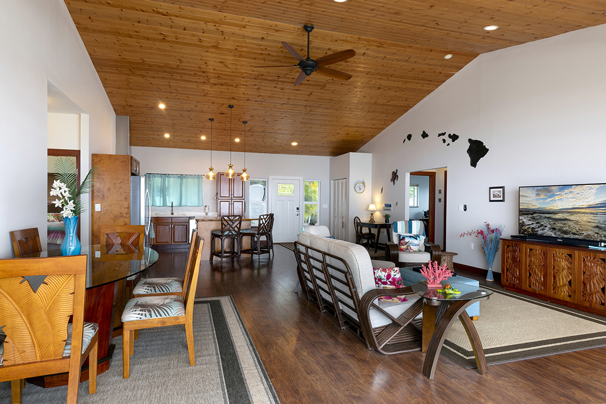 88-1523 UMI AVE