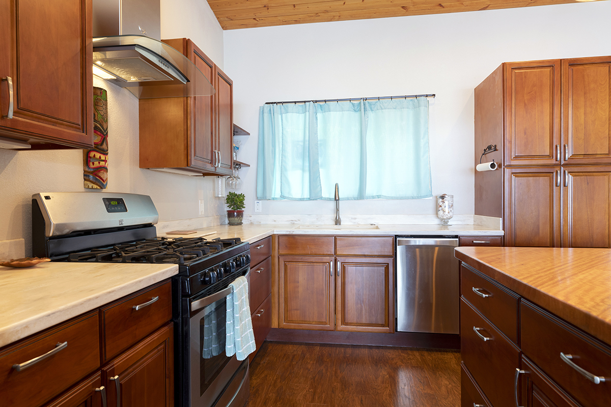 88-1523 UMI AVE
