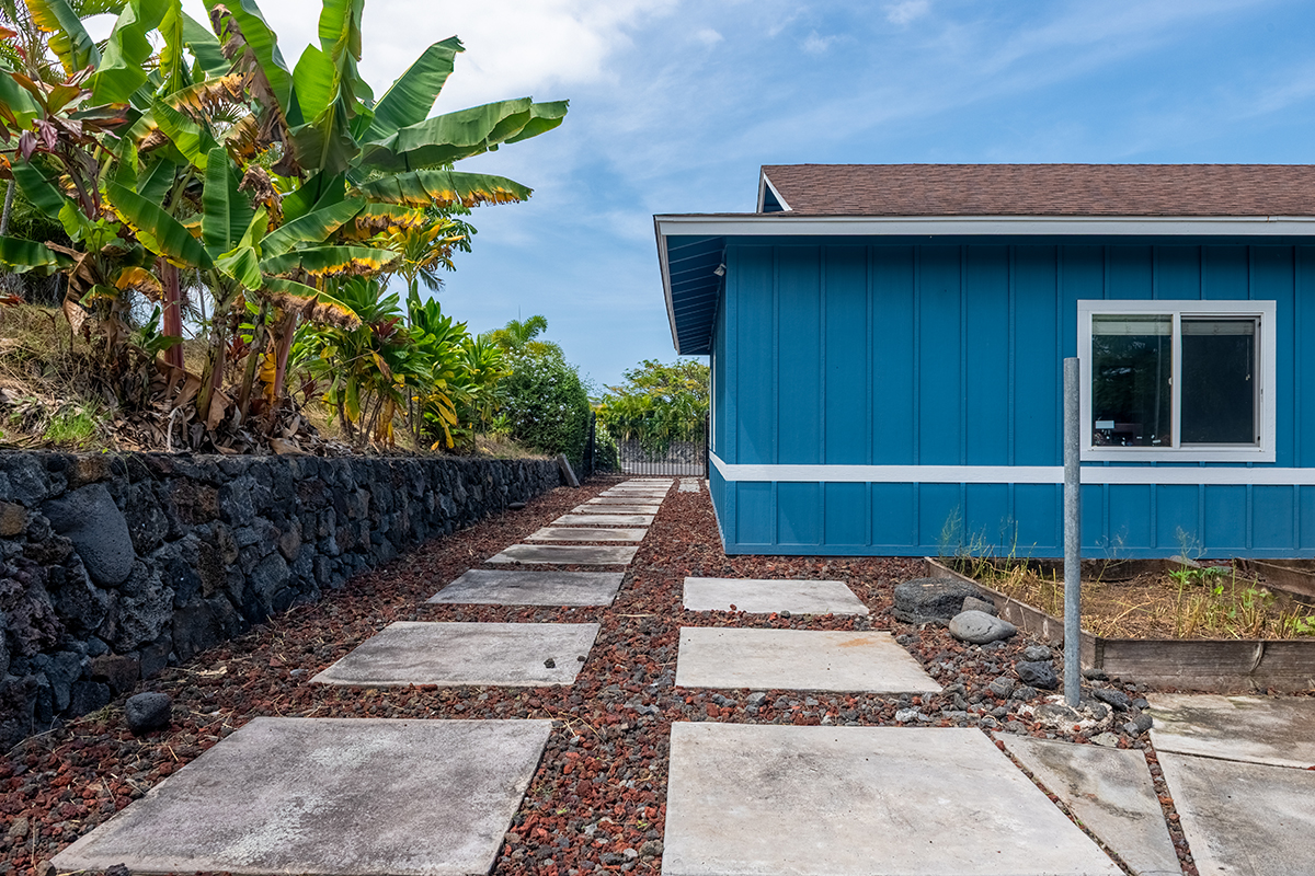 73-1121 KUULEIALOHA CIRCLE