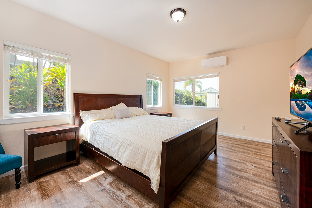 73-1121 KUULEIALOHA CIRCLE