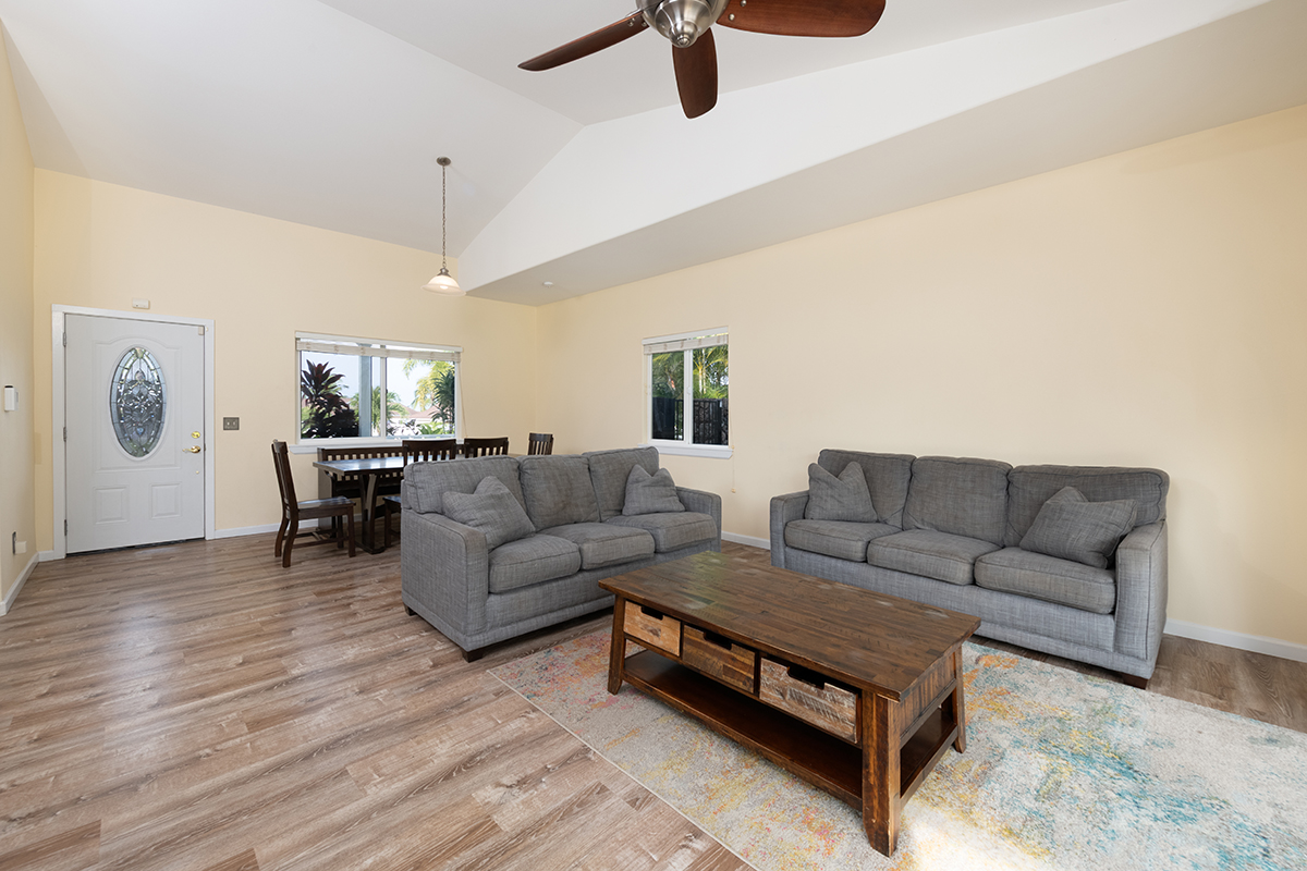 73-1121 KUULEIALOHA CIRCLE