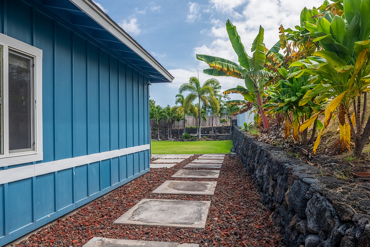 73-1121 KUULEIALOHA CIRCLE