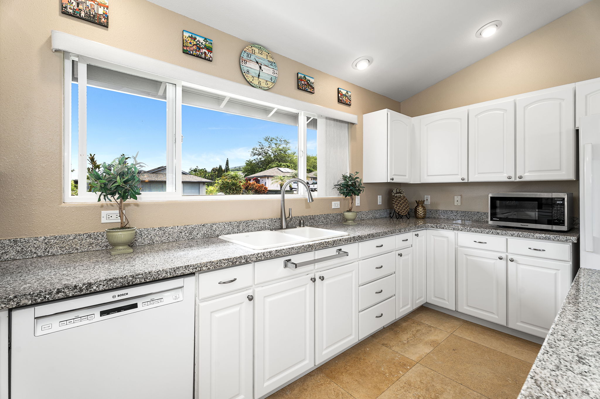 77-216 HOOWAIWAI CT