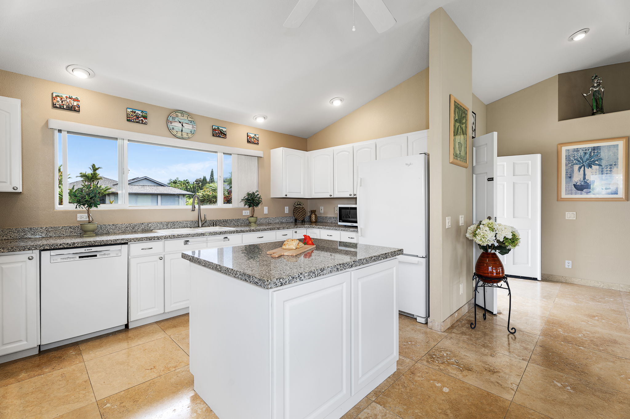 77-216 HOOWAIWAI CT