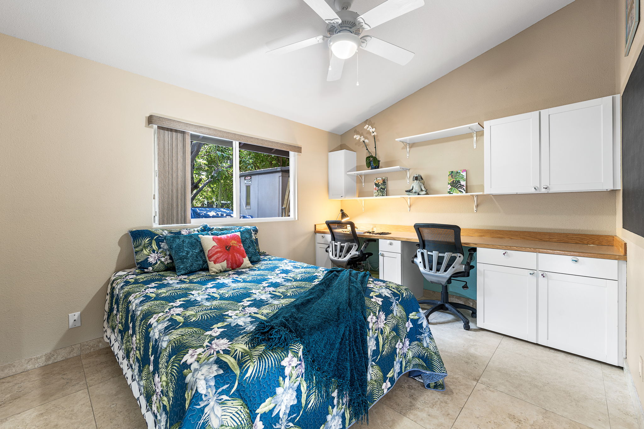 77-216 HOOWAIWAI CT