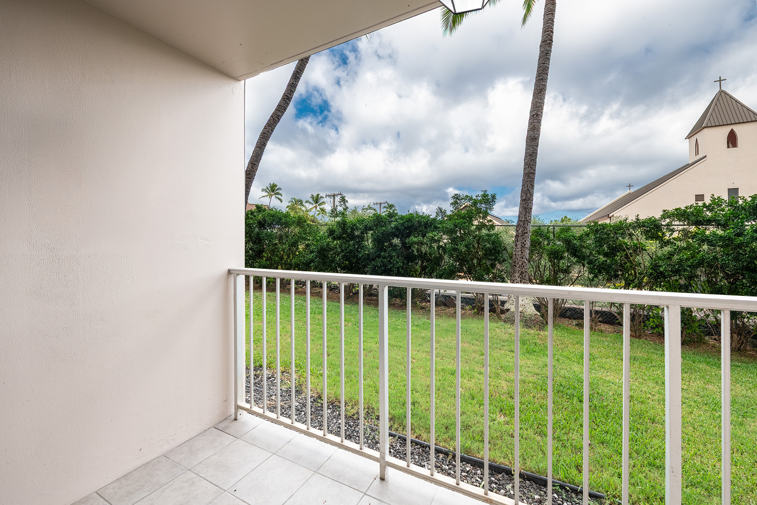 75-5766 KUAKINI HIGHWAY 104