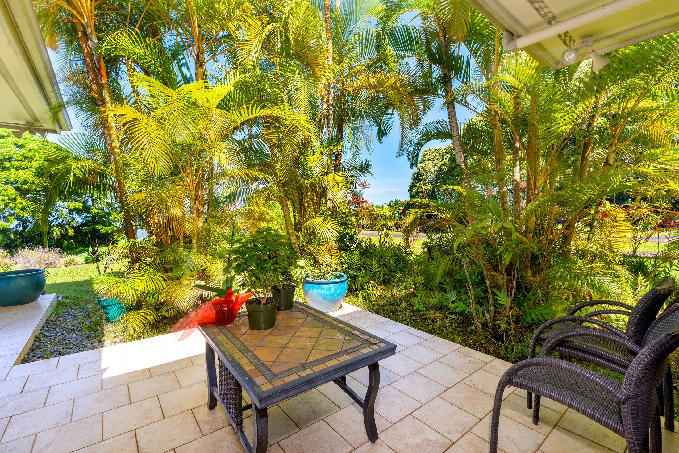 75-5792 MAMALAHOA HIGHWAY