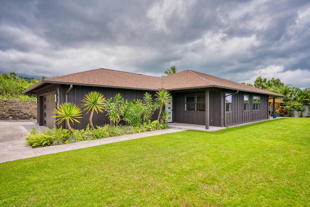 73-958 KUKUINUI PLACE