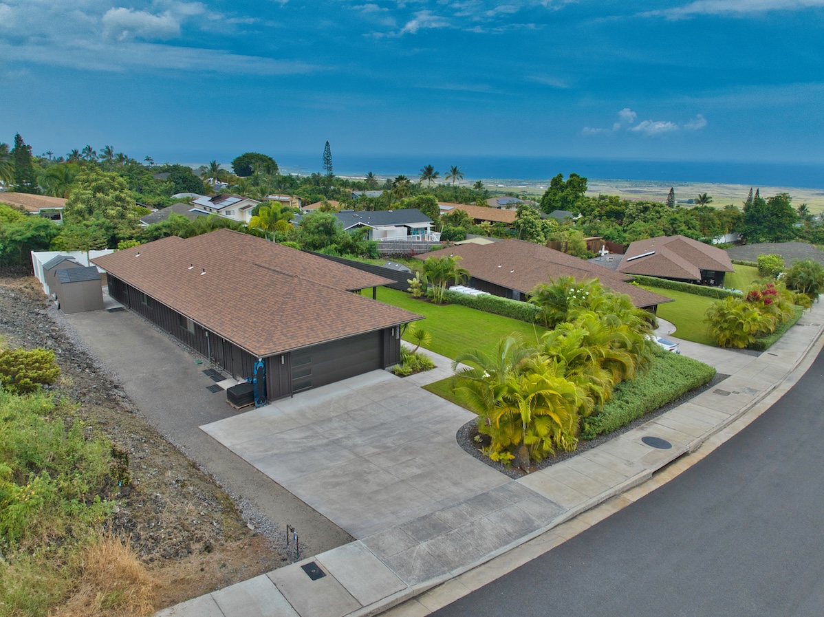 73-958 KUKUINUI PLACE