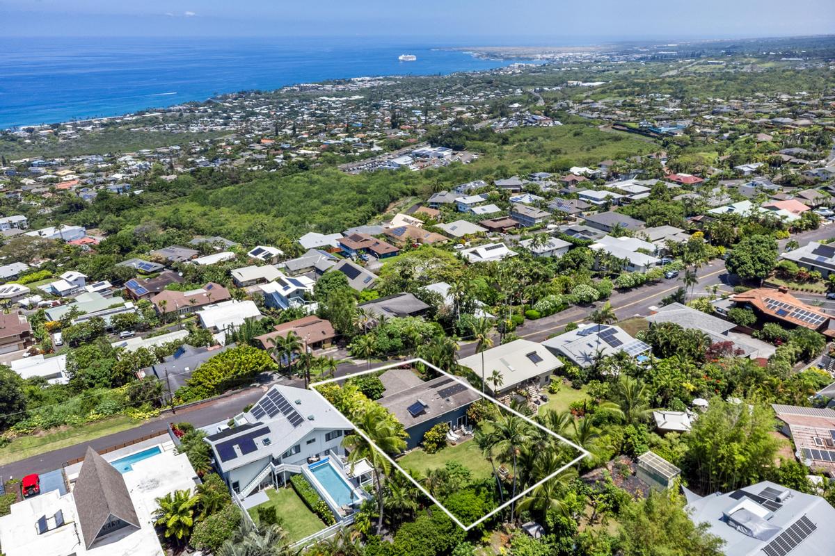 77-6455 LEILANI ST