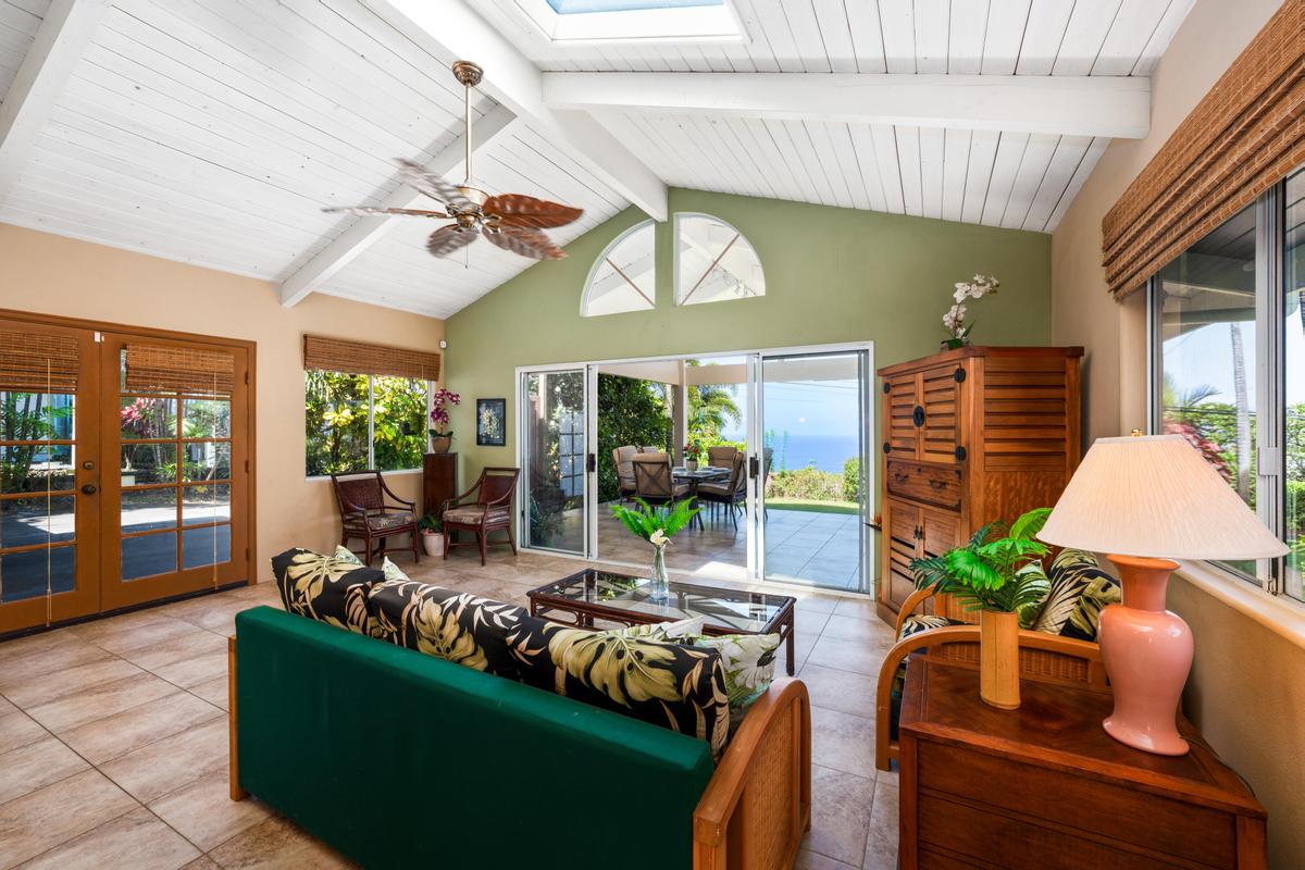 77-6455 LEILANI ST