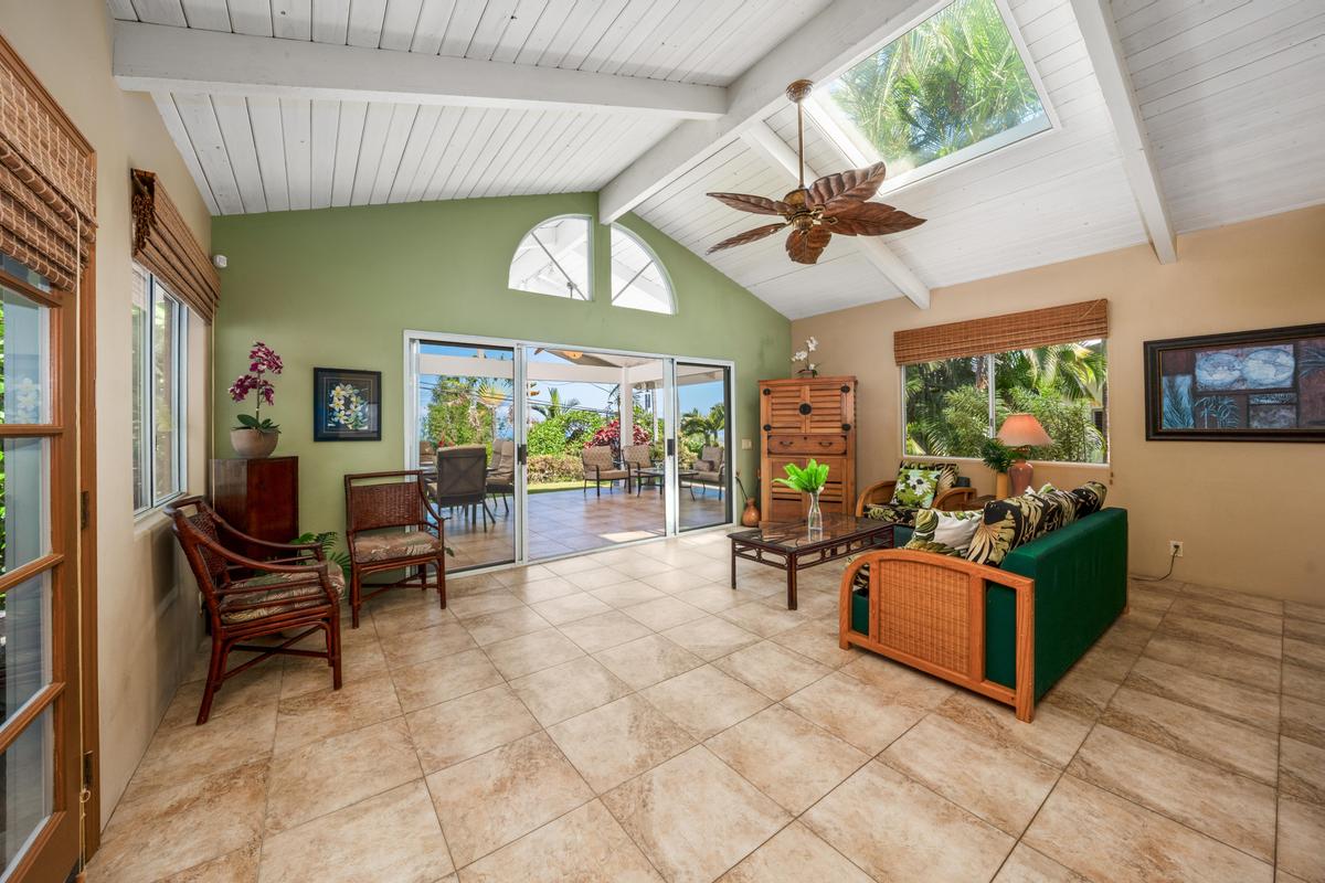 77-6455 LEILANI ST