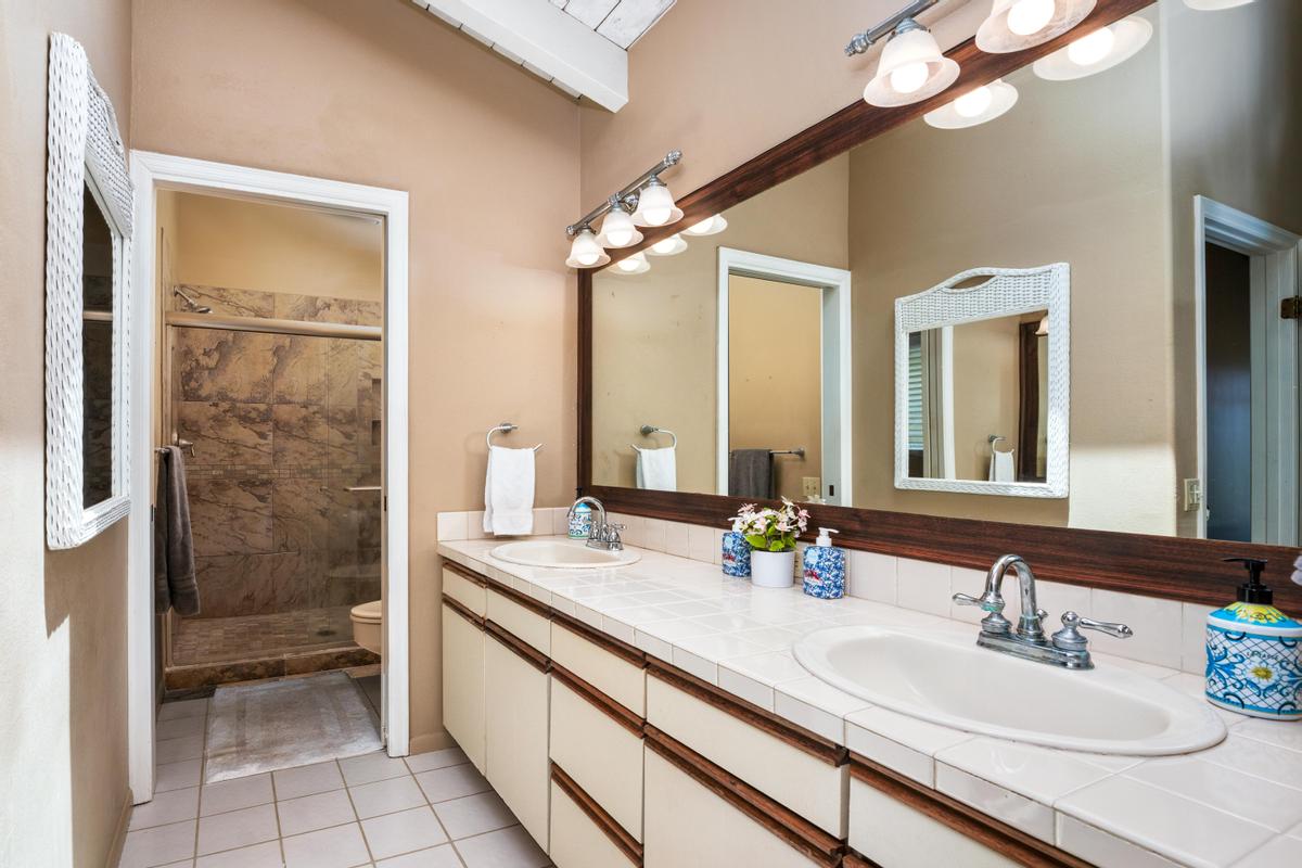 77-6455 LEILANI ST