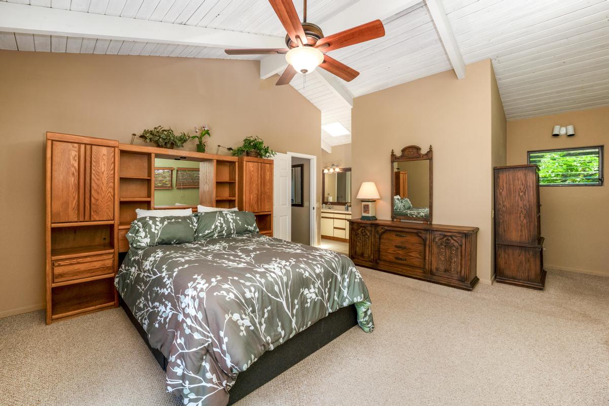 77-6455 LEILANI ST