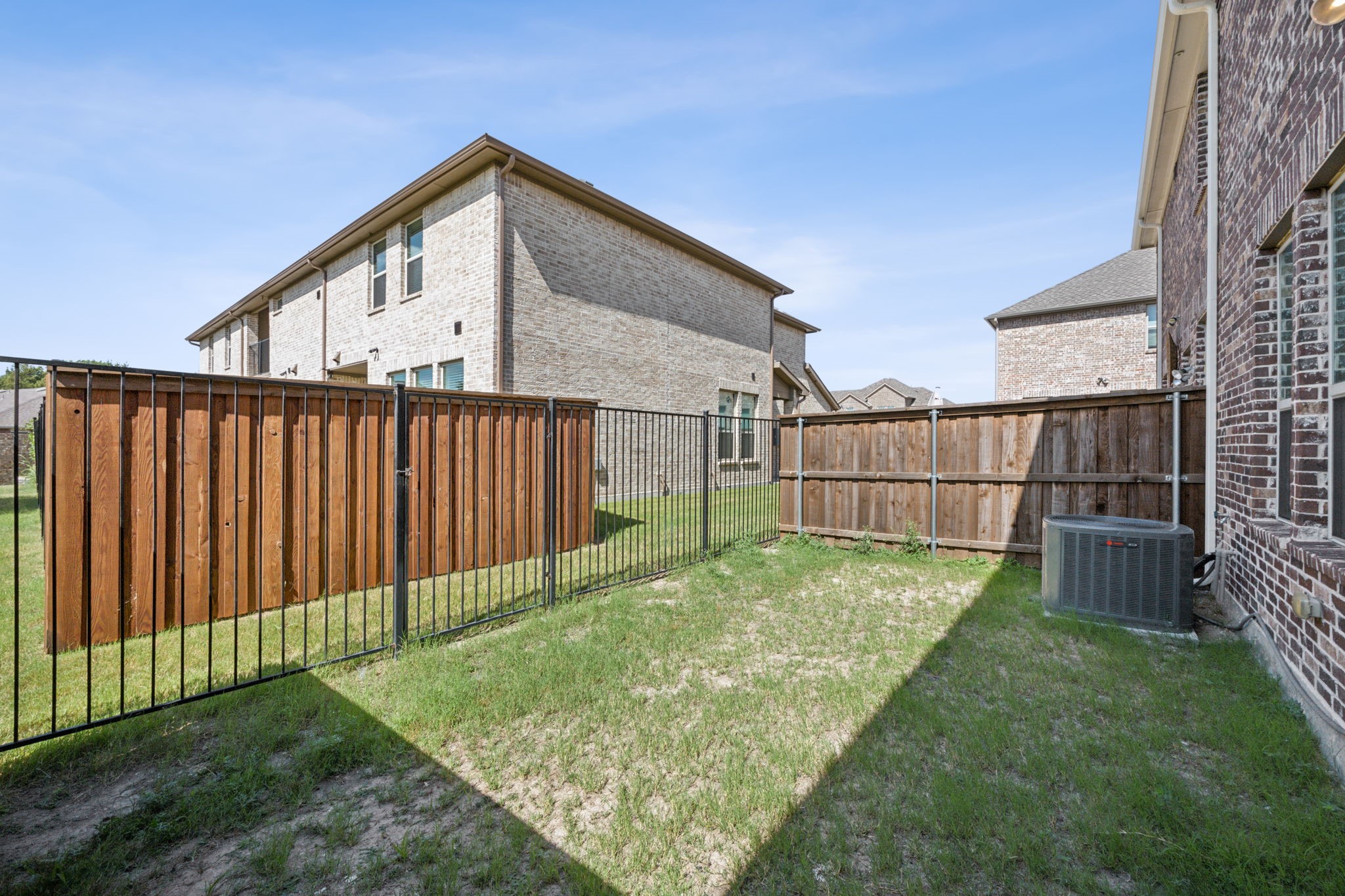 1014 Mj Brown Street
