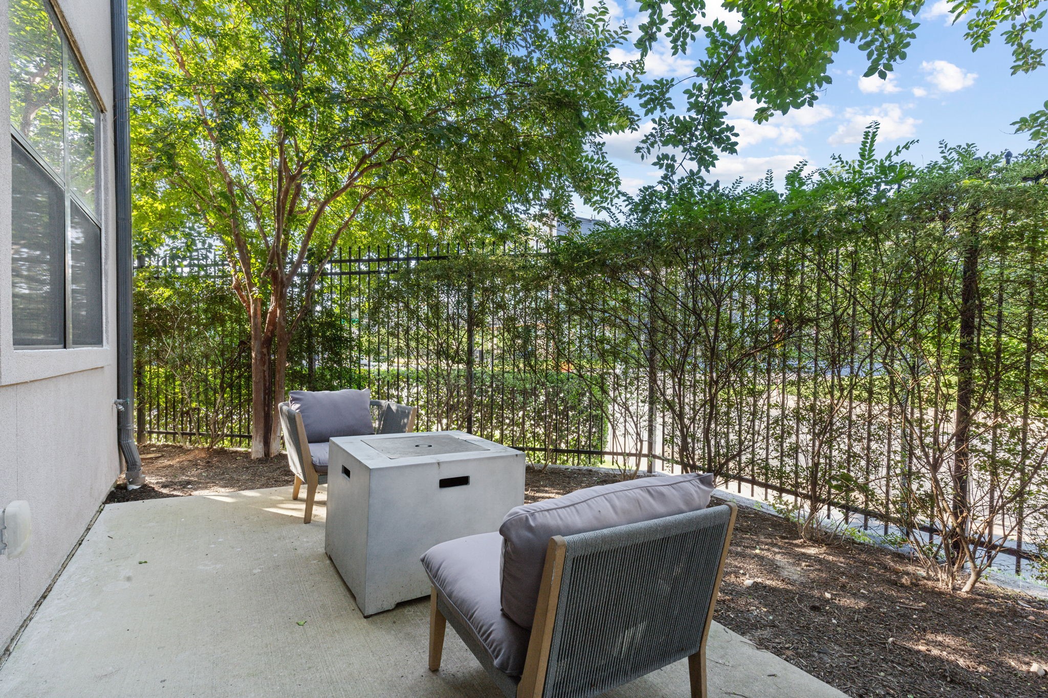 1801 Annex Avenue 501