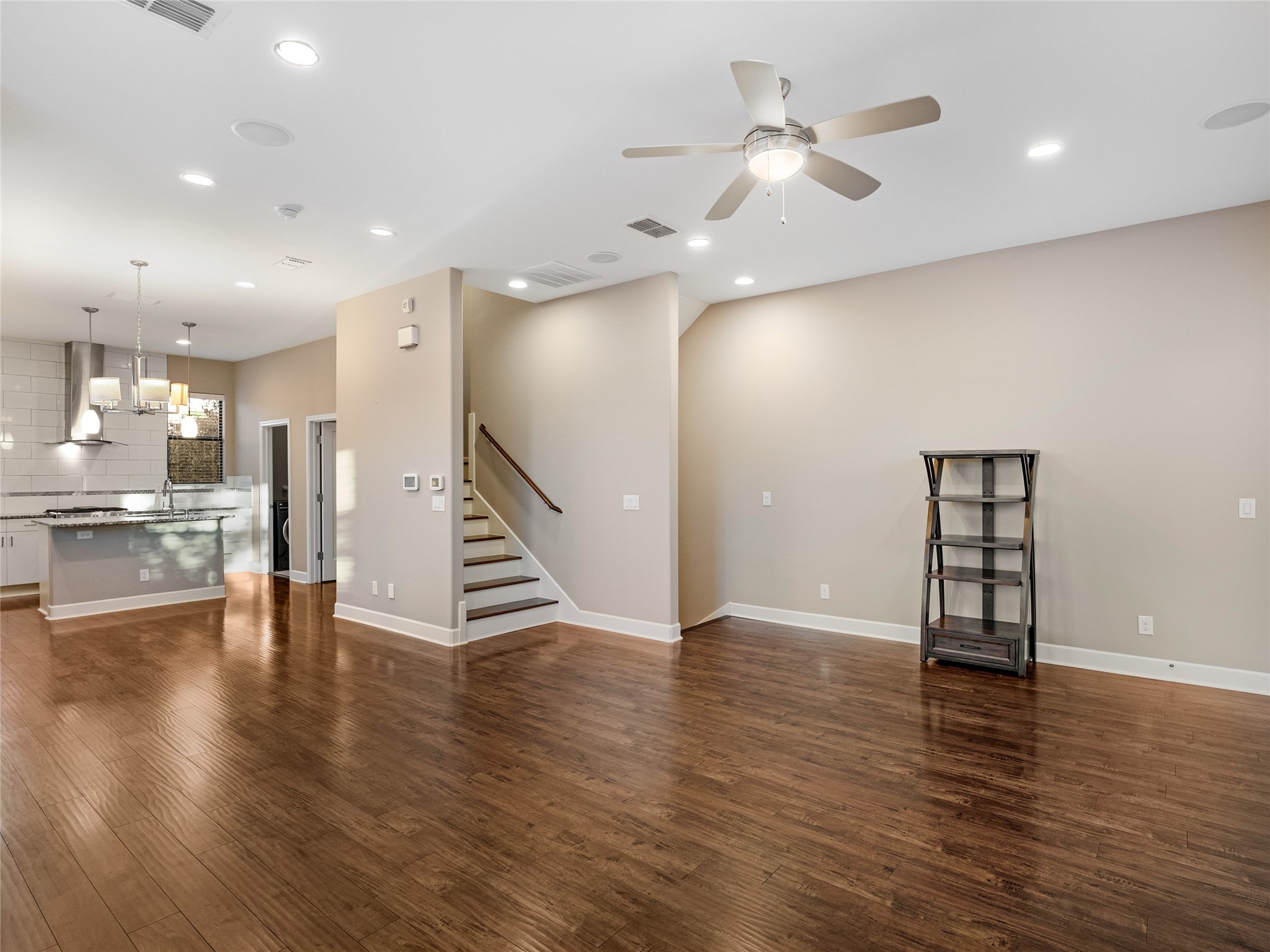 1801 Annex Avenue 501