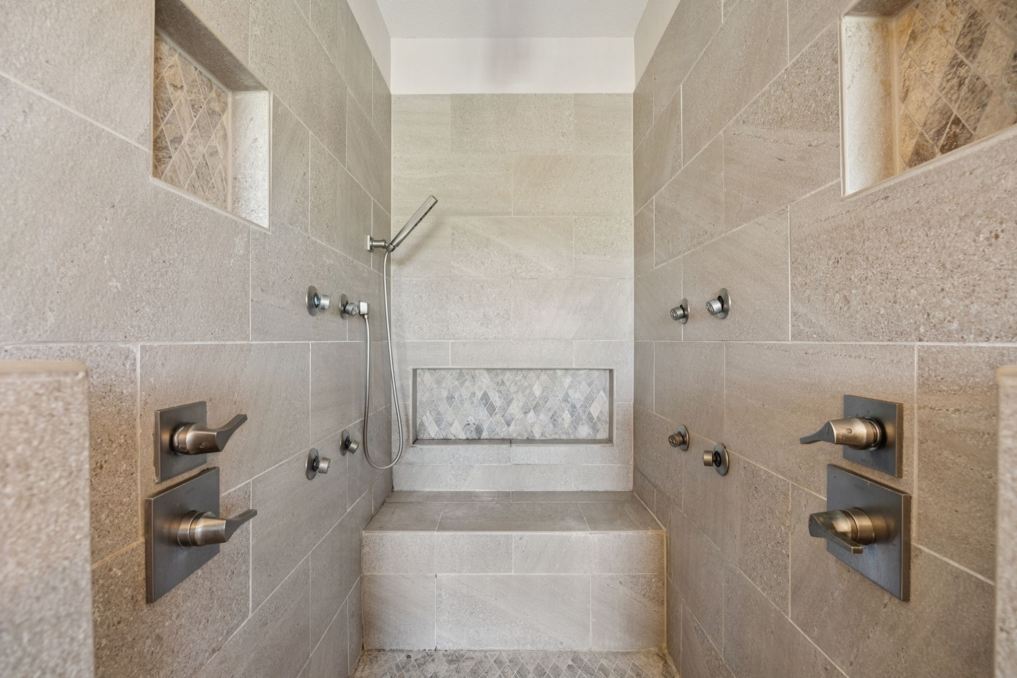 9530 County Road 581