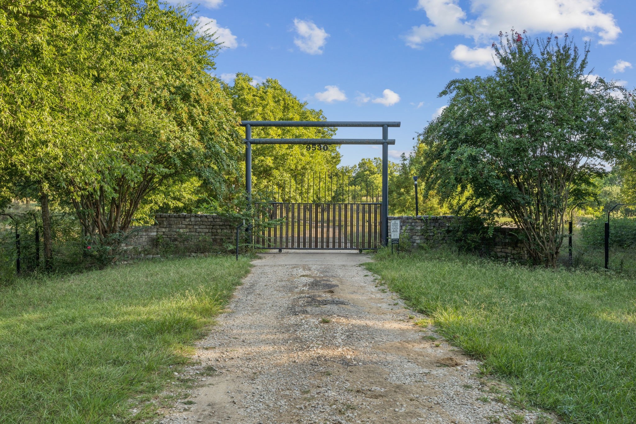 9530 County Road 581